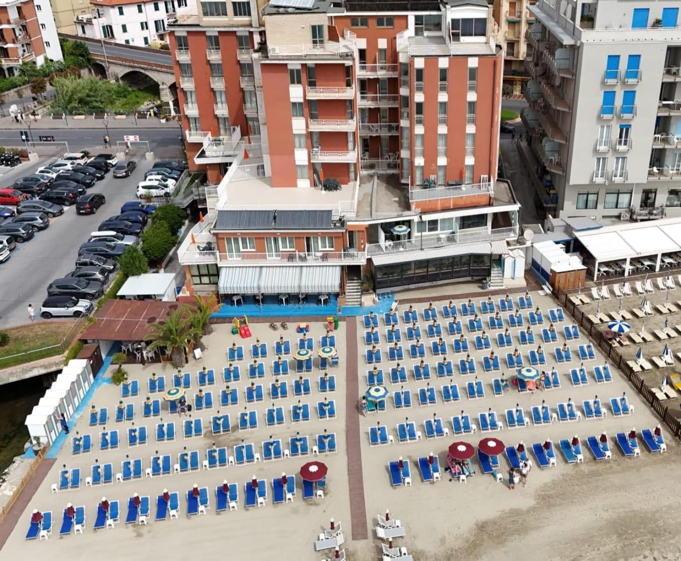 Hotel & Residence Stella Maris Pietra Ligure Eksteriør bilde